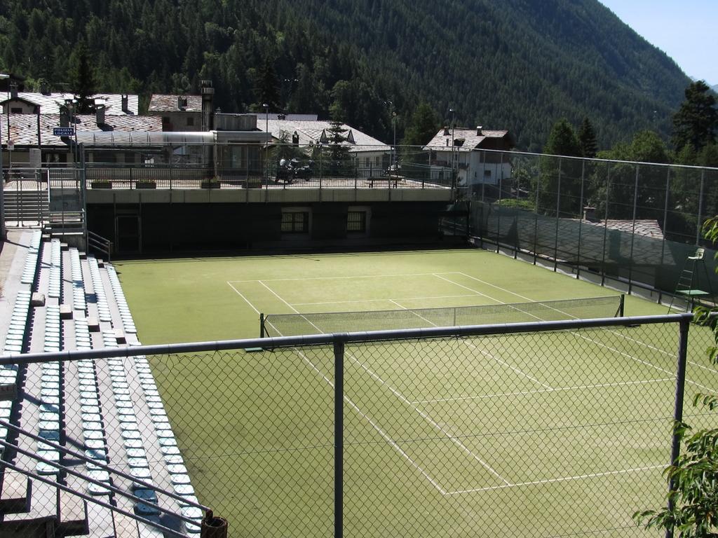 Miramonti Hotel Valtournenche Eksteriør billede