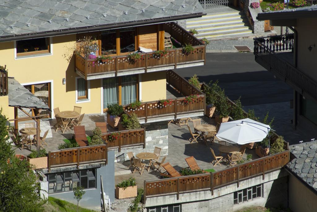 Miramonti Hotel Valtournenche Eksteriør billede